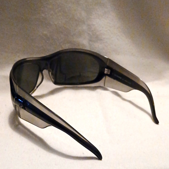 VINTAGE GIANFRANCO FERRE SUNGLASSES - Picture 4 of 6